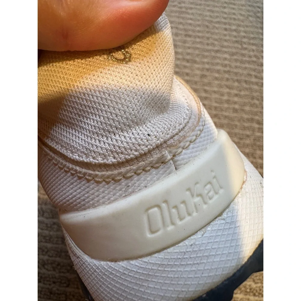 OluKai Hula Sneakers Womens Size 8 Cream Mesh Lace Up Comfort Walking Shoes